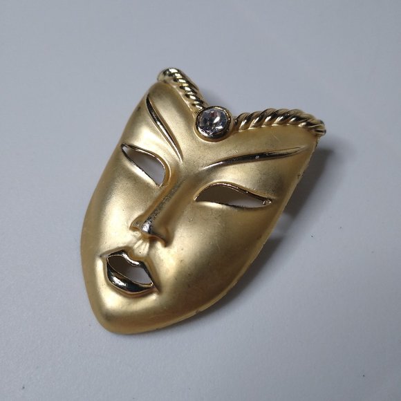 Vintage Decorative Metal Mask Brooch - Picture 1 of 13